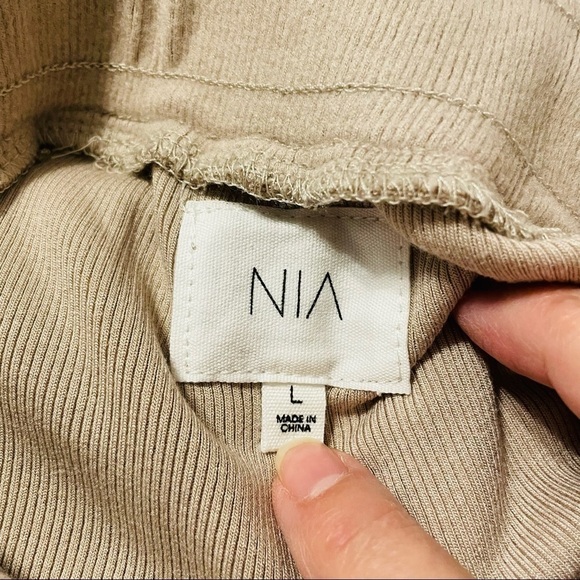 NIA Straight Leg Taupe High Waist Soft Lounge Puddle Hem Drawstring Pants. Sz L - Picture 11 of 11